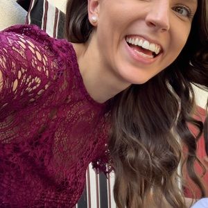 Meet your Posher, Elena